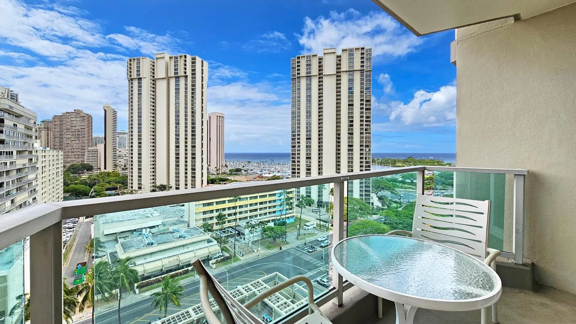 Ala Moana Hotel _ Ocean View With Balcony Honolulu 4*,  United States